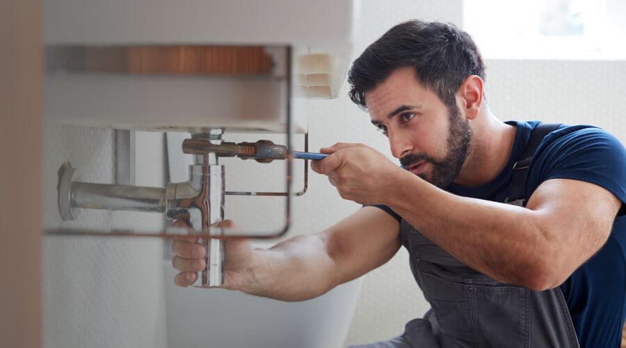Professional water heater installation services in Bladensburg, OH